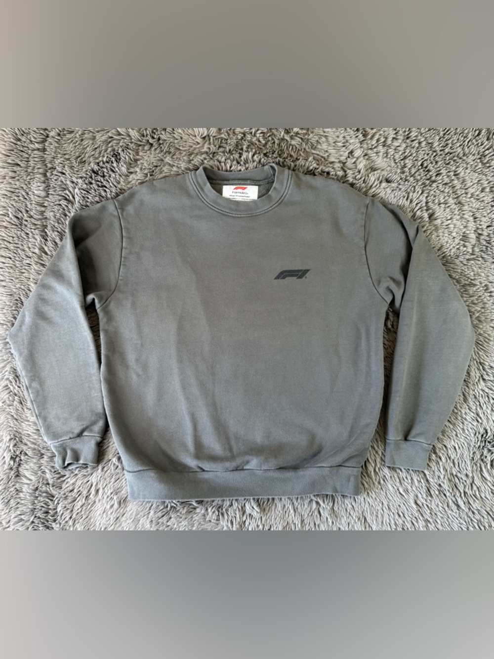 Formula 1 F1 PacSun Sweatshirt Men’s Medium Gray Crewneck Racing Logo